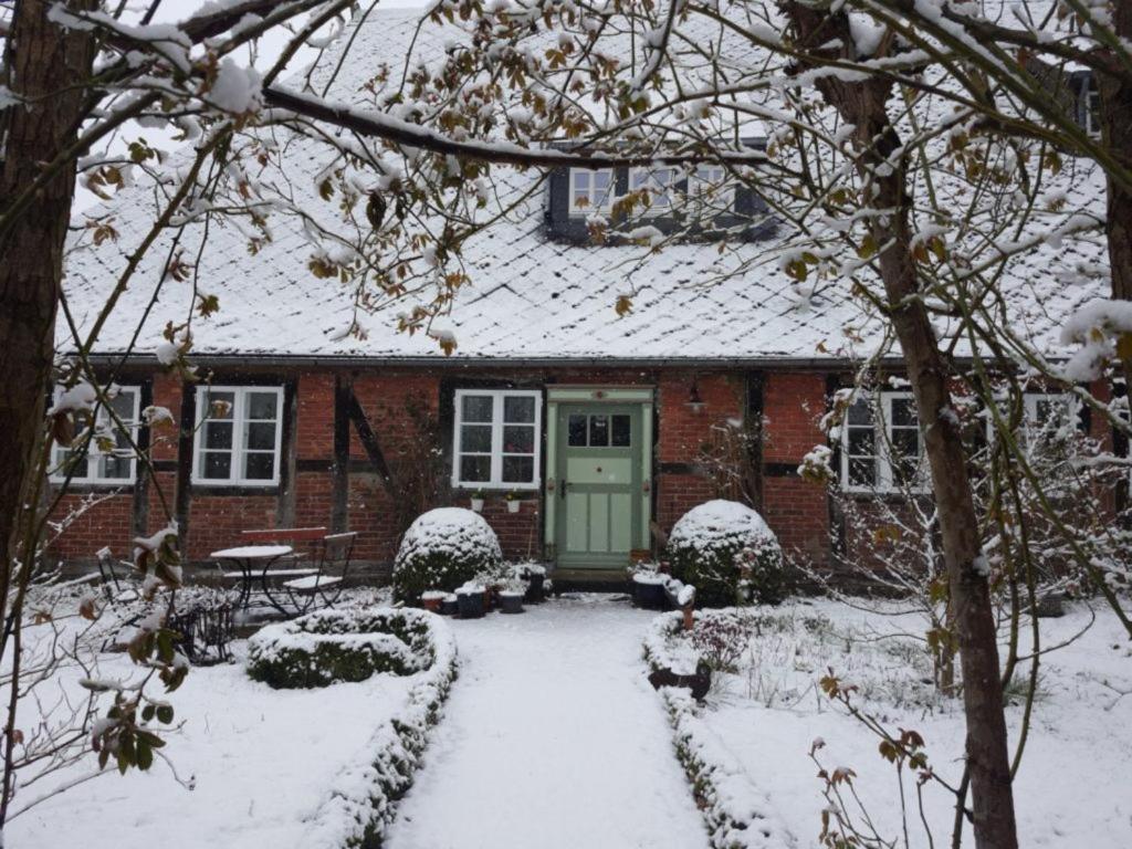 Ferienwohnung Im Denkmalgesch. Bauernhaus Von 1806 Nahe Lueneburg Thomasburg Exterior foto